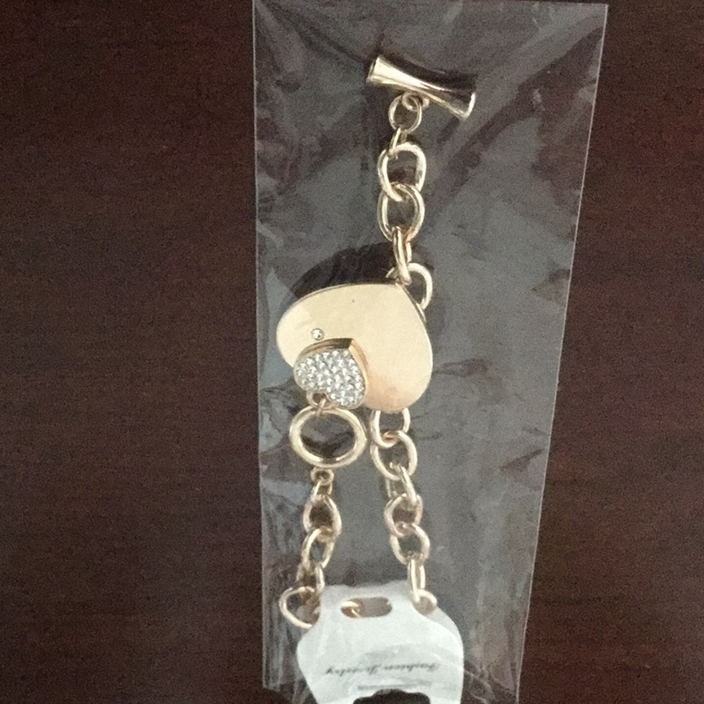 A New Heart Bracelet - Picture 2 of 2